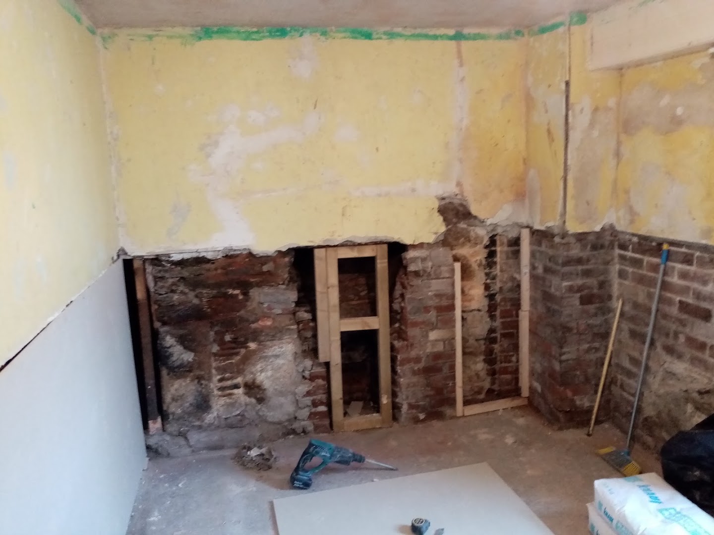 MJB Plastering — Photos 4